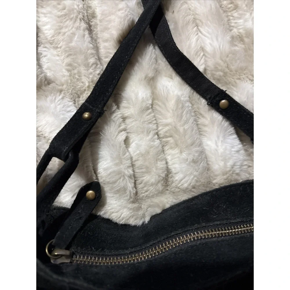 Mossimo Crossbody Black Leather Fringe Small Bag Boho Festival Hippie Zippered
